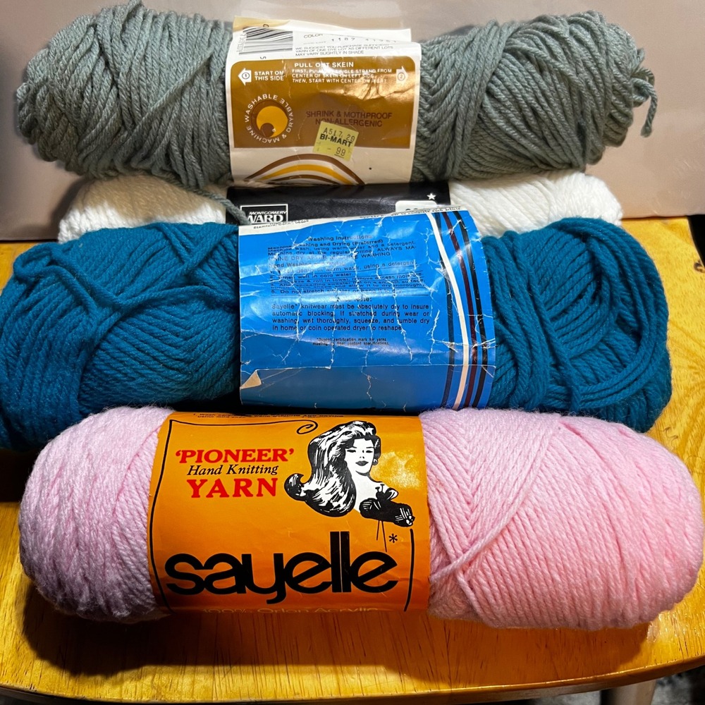 Sayelle American Thread Knitting Yarn Lot 4-Ply Pink Blue White Green Vintage